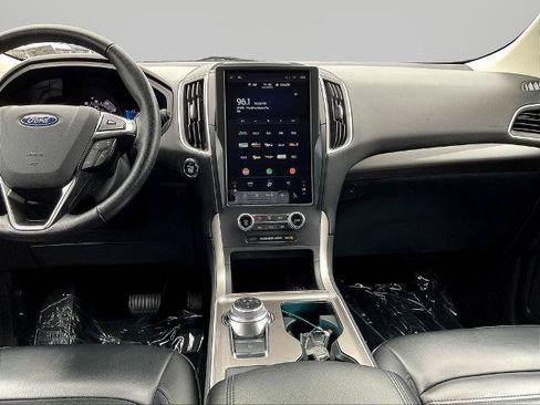 Certified 2024 Ford Edge SEL AWD/4WD image 9
