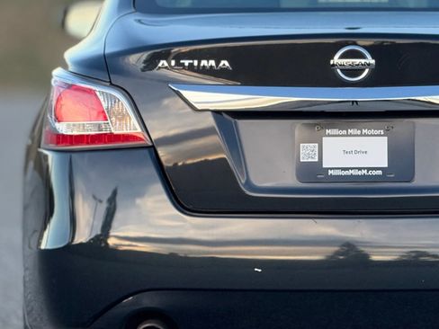Used 2015 Nissan Altima 2.5 SL w/ Technology Package image 13