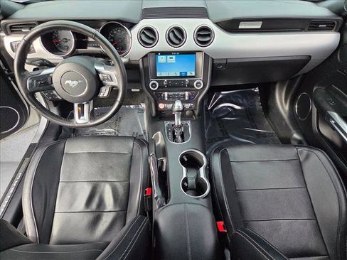 Used 2017 Ford Mustang Premium image 16