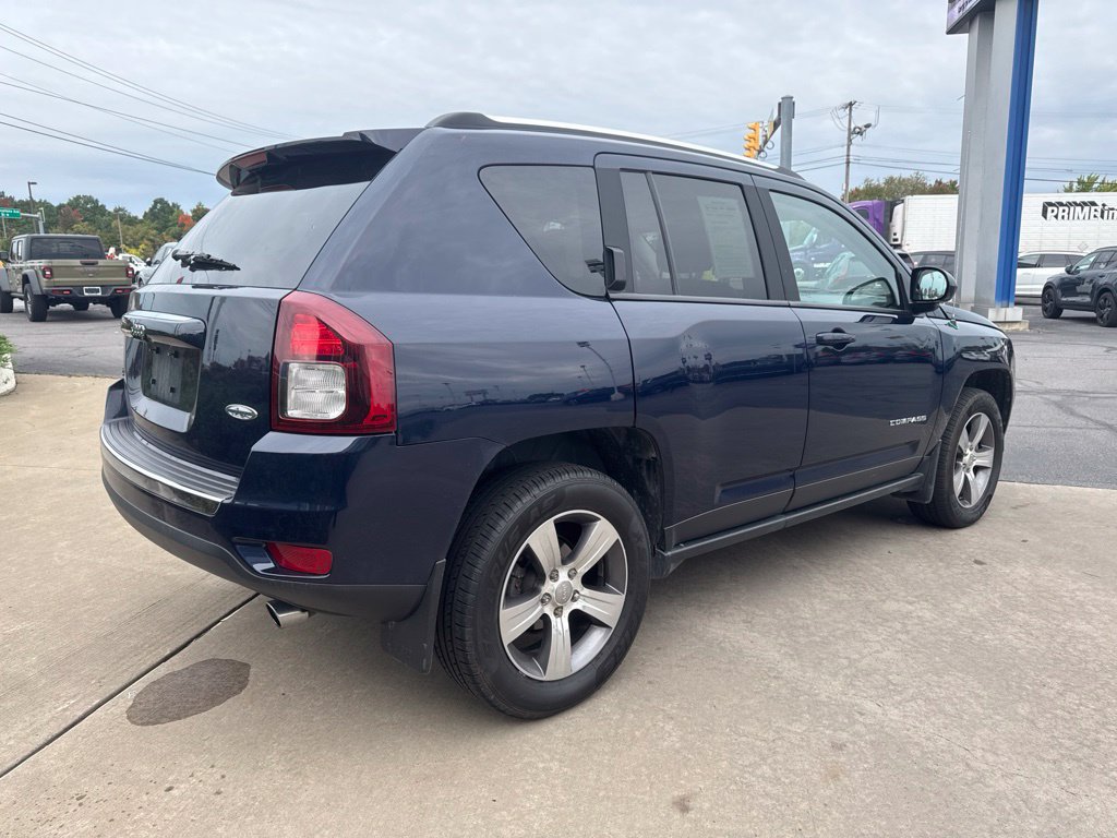 Used 2016 Jeep Compass High Altitude AWD/4WD image 5