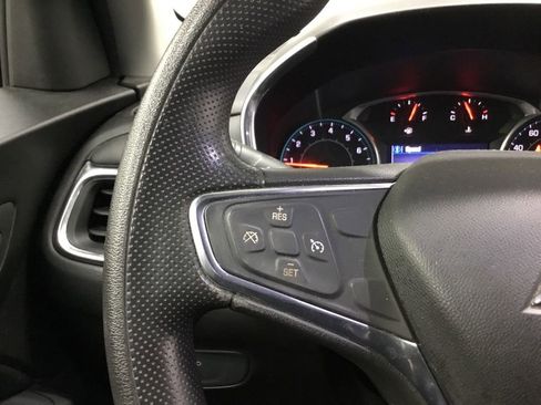 Used 2019 Chevrolet Equinox LT FWD image 30