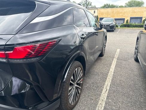 Used 2023 Lexus RX 350 Premium Plus w/ Accessory Package (Z1) AWD/4WD image 4