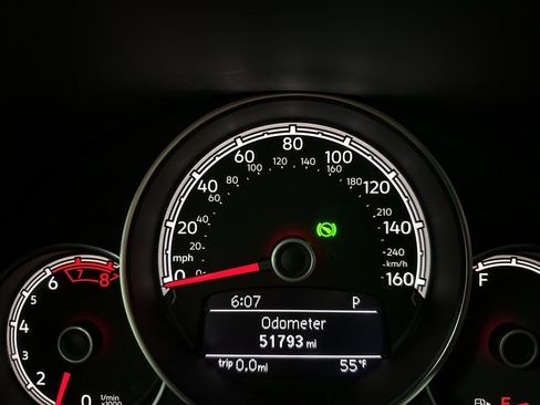 Used 2019 Volkswagen Beetle 2.0T S image 26