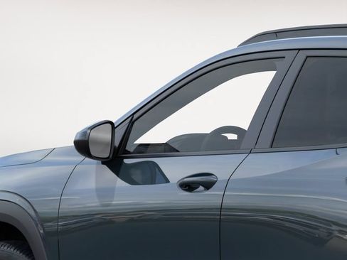 New 2026 Chevrolet Trax LT FWD image 12