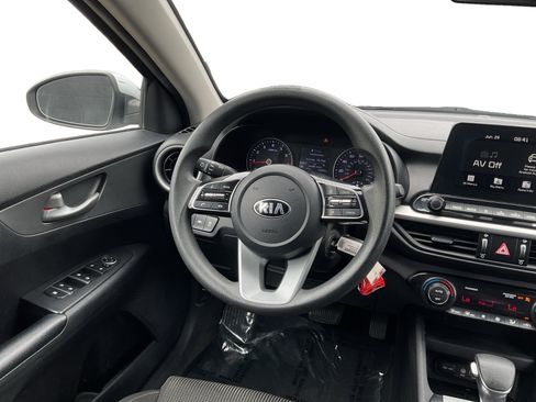 Used 2019 Kia Forte LXS FWD image 11
