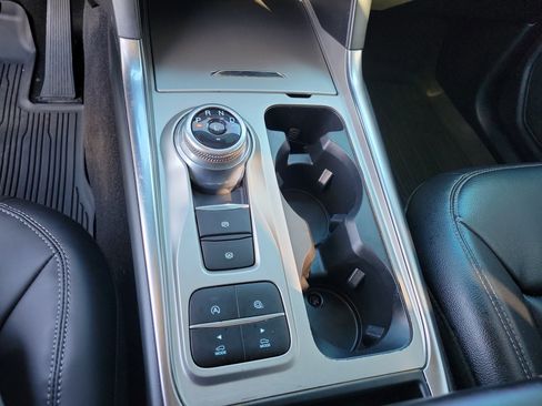 Certified 2021 Ford Explorer XLT w/ Equipment Group 202A image 20