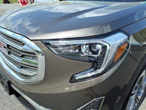 Used 2019 GMC Terrain SLT w/ Preferred Package AWD/4WD image 12