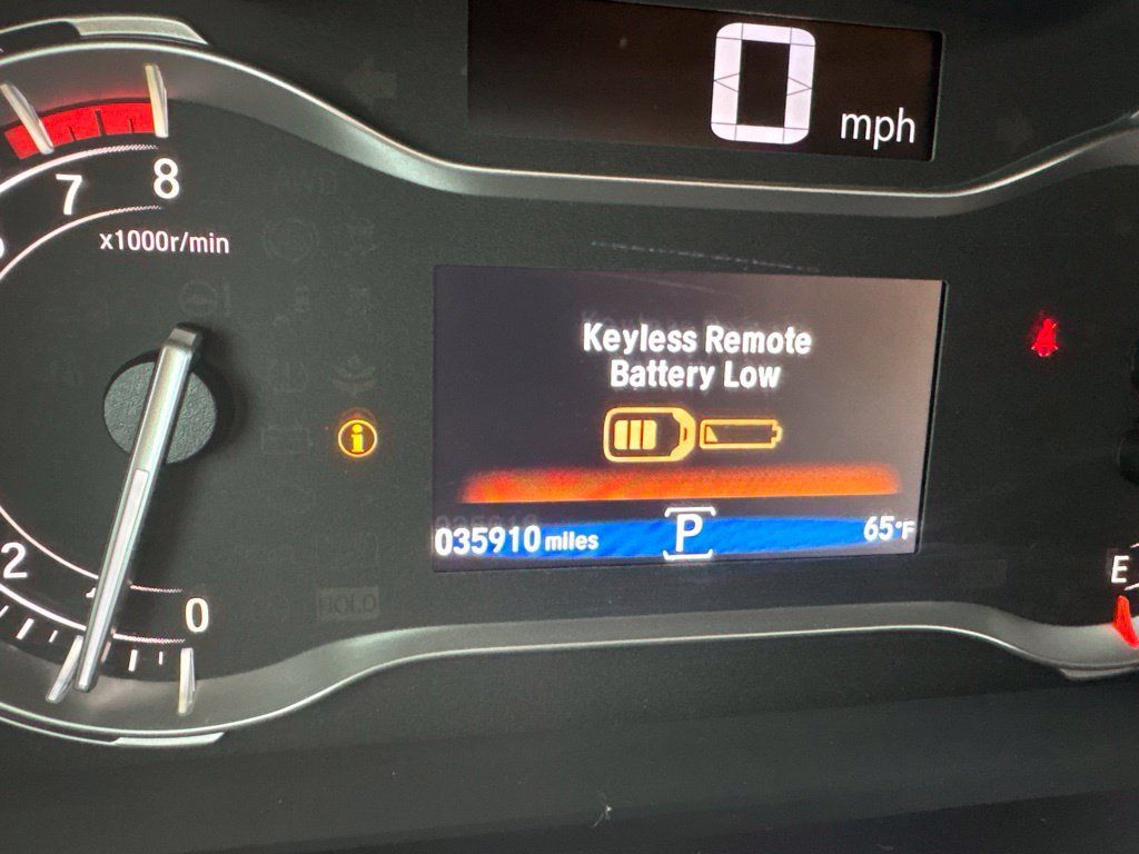 Used 2023 Honda Ridgeline Sport image 11