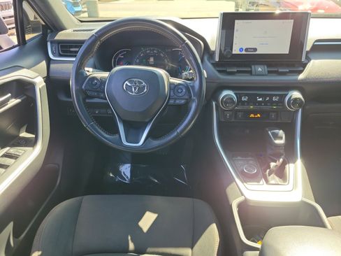 Used 2023 Toyota RAV4 SE w/ Weather & Moonroof Package AWD/4WD image 10
