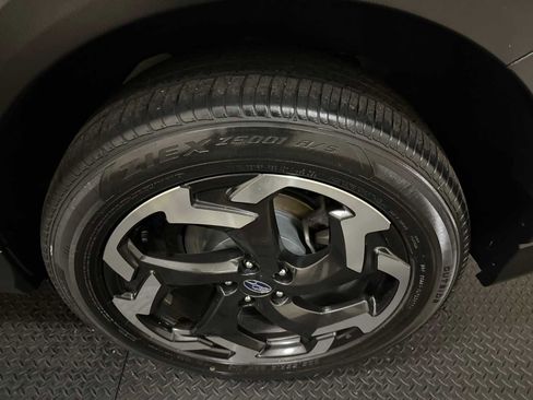 Certified 2023 Subaru Crosstrek 2.5i Limited w/ Moonroof Package image 9