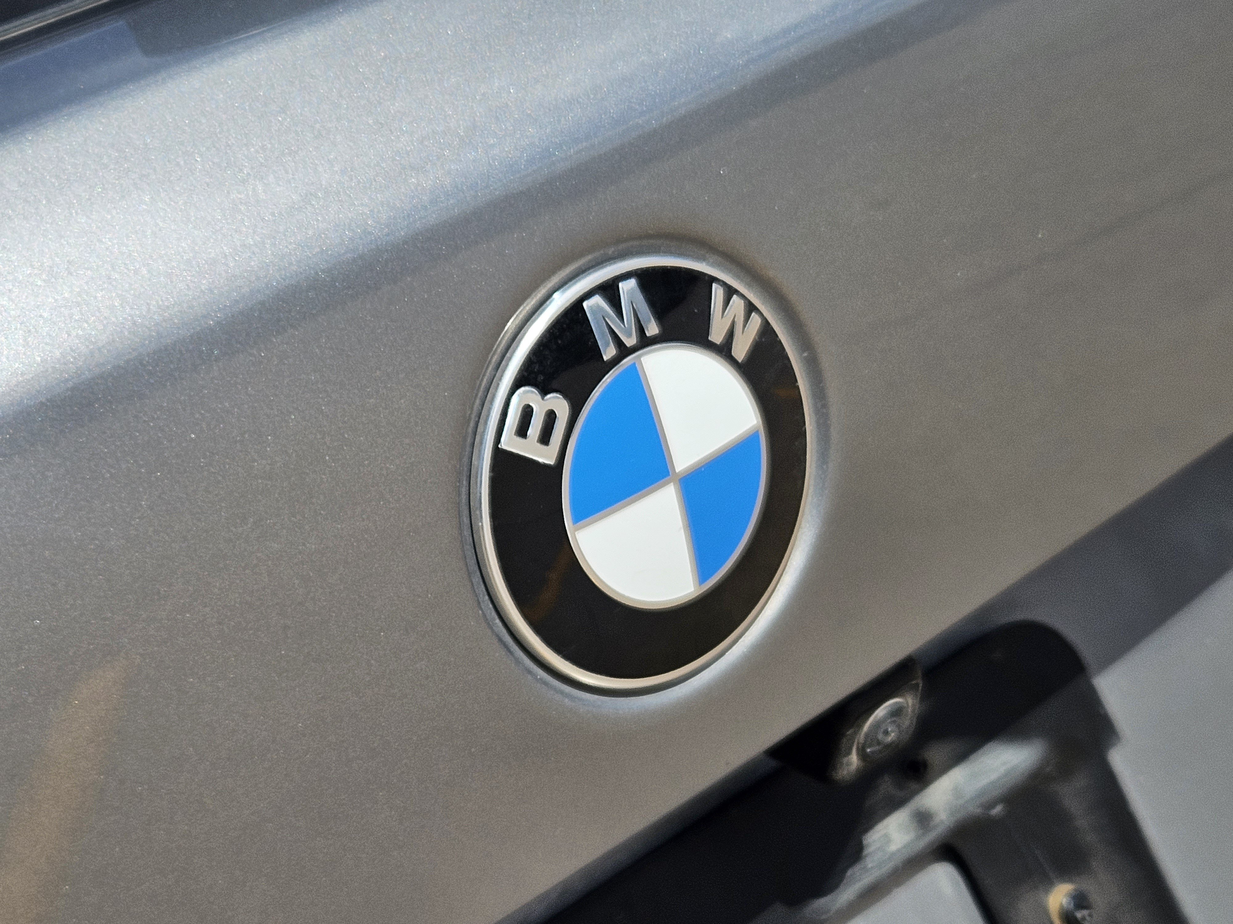 Used 2024 BMW X5 xDrive40i w/ M Sport Package AWD/4WD image 9