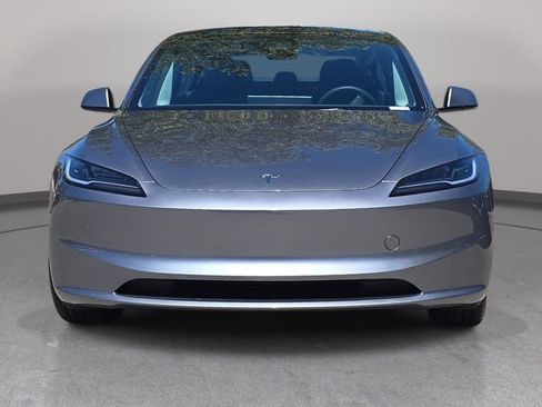 Used 2025 Tesla Model 3 Long Range RWD image 3