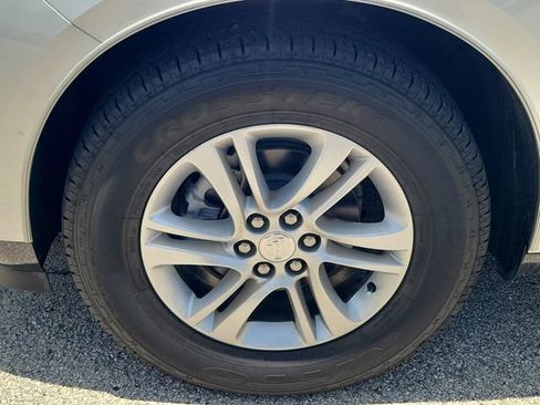 Used 2021 Buick Enclave Essence w/ Sound and Sites Package FWD image 12