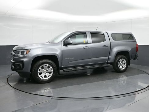 Used 2022 Chevrolet Colorado LT w/ LT Convenience Package image 3