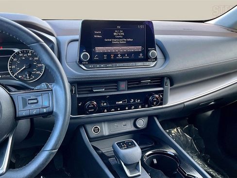 Certified 2023 Nissan Rogue SV w/ SV Premium Package image 9