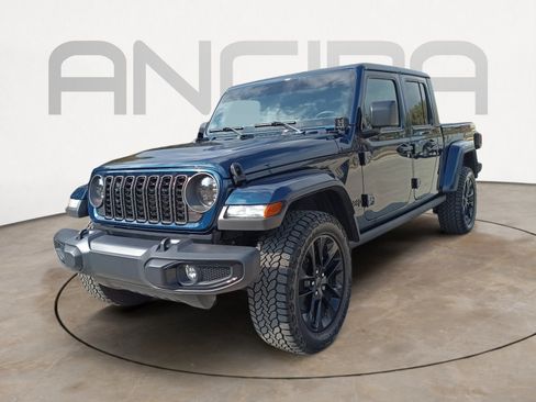 Used 2025 Jeep Gladiator Sport image 5