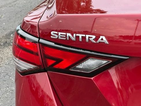 Certified 2023 Nissan Sentra SV FWD image 12