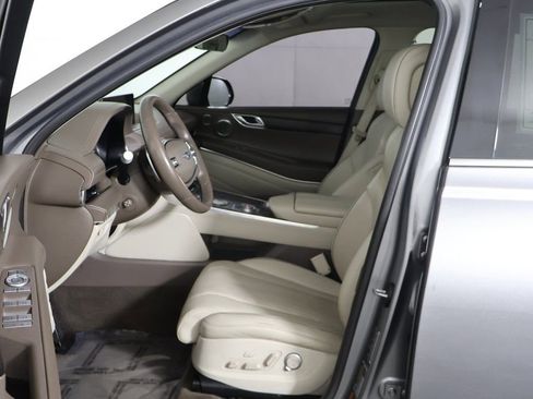 Used 2021 Genesis GV80 2.5T w/ Prestige Package 04 AWD/4WD image 32