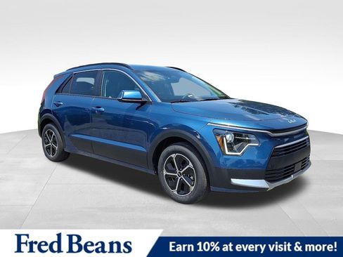 New 2025 Kia Niro EX w/ EX Cold Weather Package image 1