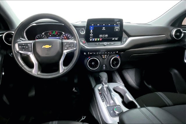 Used 2023 Chevrolet Blazer LT FWD image 16