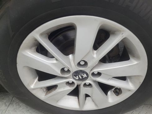 Used 2018 Kia Optima LX FWD image 31