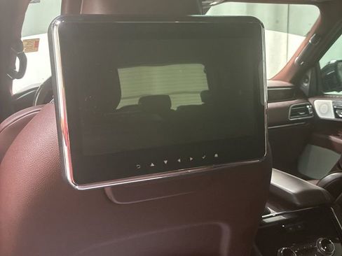 Used 2018 Lincoln Navigator Black Label w/ Cargo Package AWD/4WD image 24