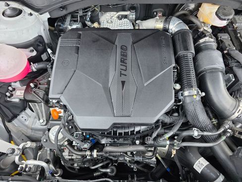 Used 2025 Kia Sorento EX w/ Panoramic Sunroof Package image 10