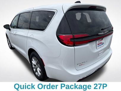 Used 2026 Chrysler Pacifica Limited