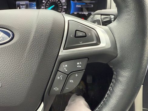 Used 2023 Ford Edge SEL w/ Convenience Package image 15