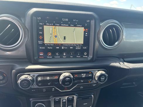 Used 2023 Jeep Wrangler Unlimited Sahara w/ Cold Weather Group AWD/4WD image 15