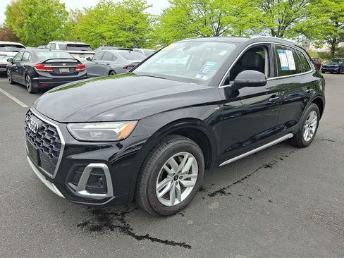 Used 2022 Audi Q5 2.0T Premium w/ Convenience Package AWD/4WD image 3