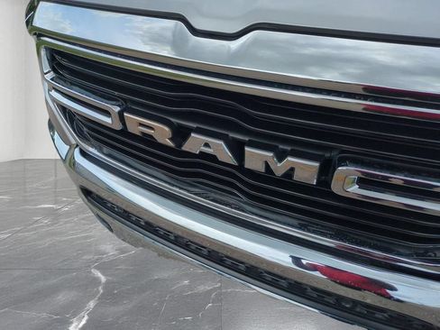 Used 2019 RAM 1500 Big Horn AWD/4WD image 17