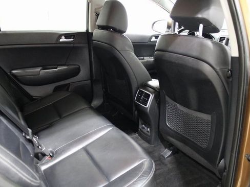 Used 2017 Kia Sportage EX image 24