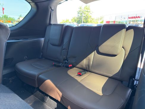 Used 2022 Nissan Armada Platinum RWD image 13