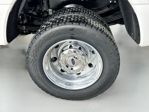 New 2026 Ford F450 Platinum w/ FX4 Off-Road Package image 33