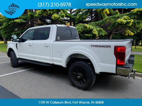 Used 2021 Ford F250 XLT w/ XLT Premium Package image 6