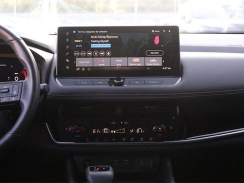 Certified 2024 Nissan Rogue SL w/ SL Premium Package image 24