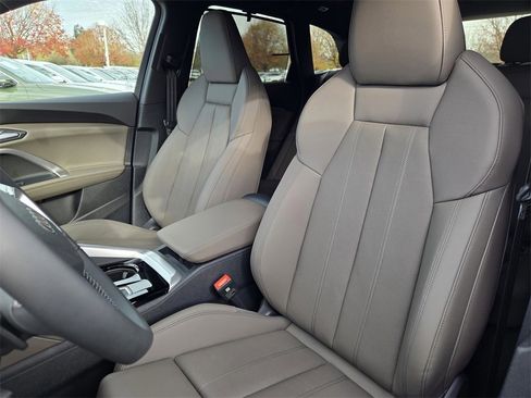 New 2025 Audi Q5 Premium Plus image 20