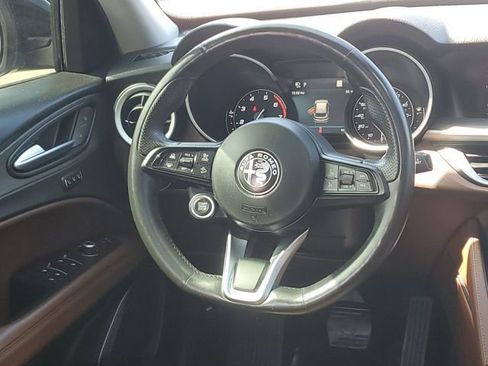 Used 2021 Alfa Romeo Stelvio Ti w/ Nero Edizione AWD/4WD image 30