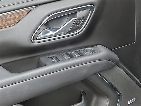 Certified 2024 Chevrolet Suburban High Country w/ Advanced Technology Package image 29