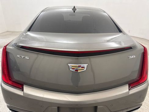 Used 2019 Cadillac XTS Luxury FWD image 23