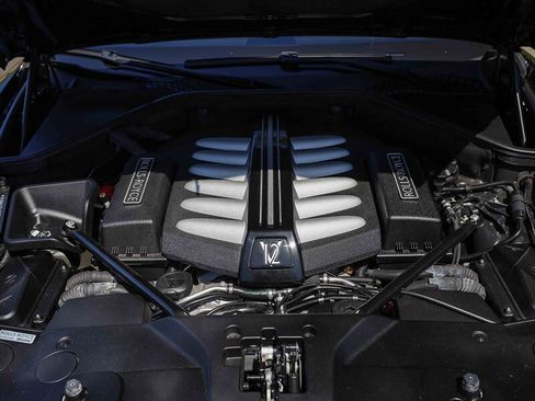 Used 2012 Rolls-Royce Ghost RWD image 35