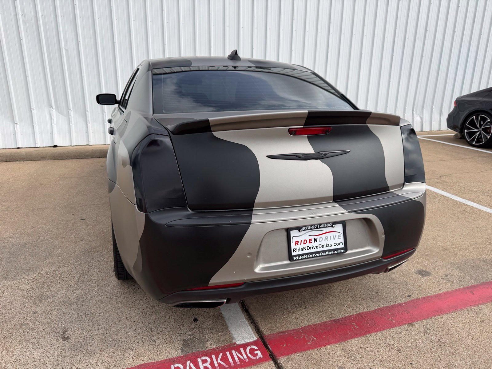 Used 2022 Chrysler 300 S w/ Comfort Group RWD image 5