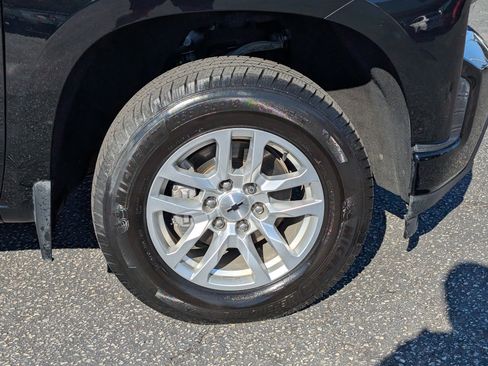 Used 2022 Chevrolet Silverado 1500 RST w/ Convenience Package II image 7