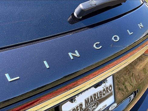 Used 2023 Lincoln Corsair Reserve w/ Equipment Group 201A AWD/4WD image 8
