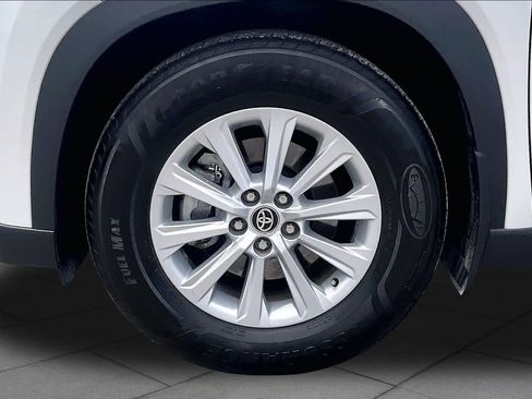 Used 2025 Toyota Grand Highlander AWD Hybrid image 11