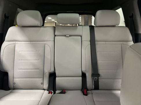 Used 2024 Hyundai Santa Fe Limited w/ Tow & Go Package image 29