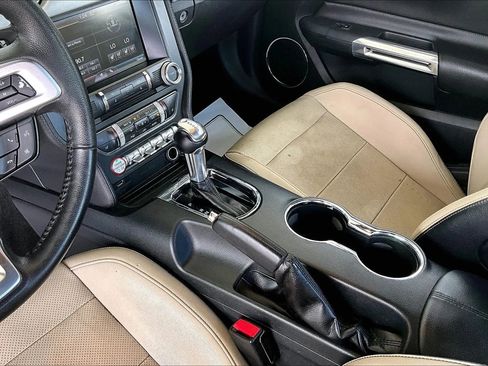 Used 2015 Ford Mustang Premium RWD image 15