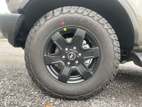 New 2025 Ford Bronco Outer Banks w/ Black Appearance Package AWD/4WD image 27