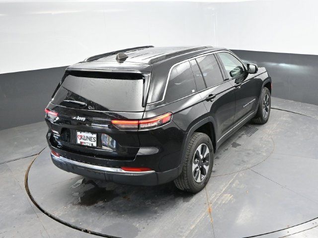 Used 2024 Jeep Grand Cherokee Limited 4xe AWD/4WD image 38